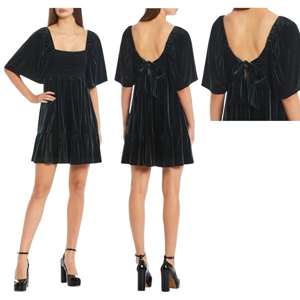 NEW Chelsea & Violet Smocked Ruffle Hem Mini Dress Babydoll Green Velvet Size M